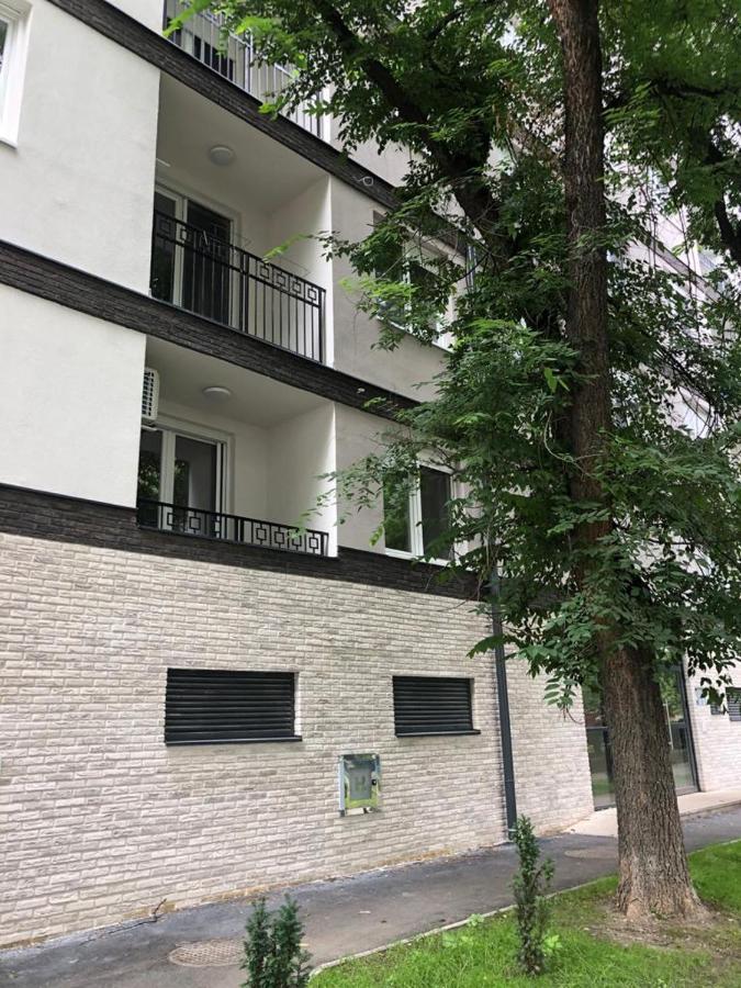 Linden Flower Subotica Ngoại thất bức ảnh